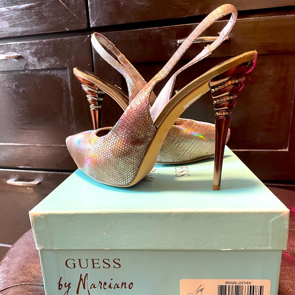 Guess By Marciano Sexy Wedding Shoe - Picture 6 of 7